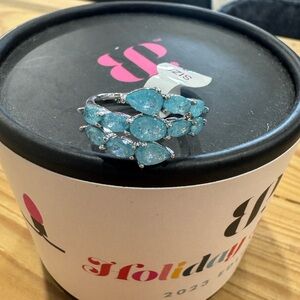 Chic Silver and Blue Women's Ring